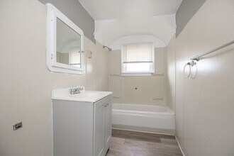 9005 Union in Cleveland, OH - Building Photo - Building Photo