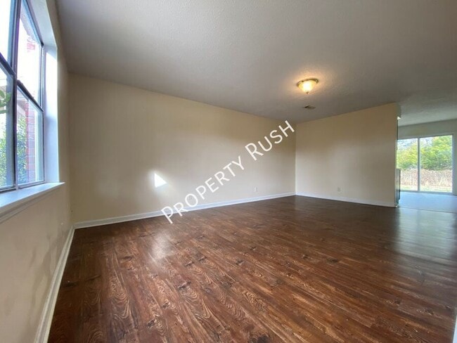 46 Bell Rd in La Fayette, GA - Foto de edificio - Building Photo