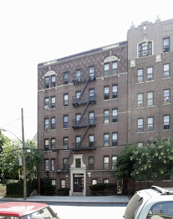 The Willden in Bronx, NY - Building Photo