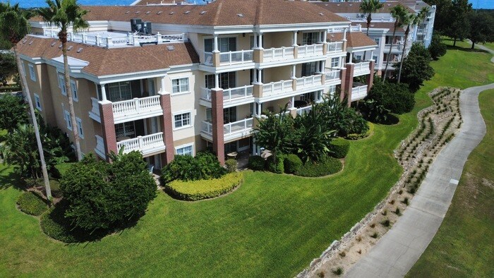 7612 Cabana Ct in Kissimmee, FL - Foto de edificio