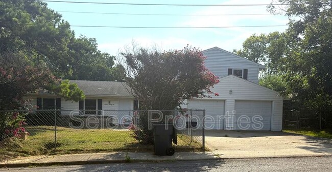 property at 722 Kitchen St