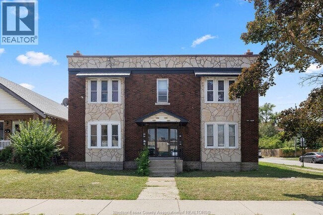 1107 Pelissier St in Windsor, ON - Building Photo - Building Photo