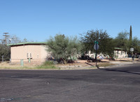 2201-2211 E 15th St in Tucson, AZ - Foto de edificio - Building Photo