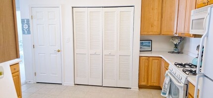 2005 Whispering Ponds Ct in Salisbury, MD - Building Photo - Building Photo