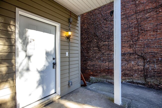 1617 Westwood Ave in Cincinnati, OH - Building Photo - Building Photo