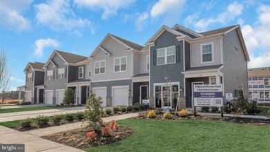 200 HERMOSA Dr in Egg Harbor Township, NJ - Building Photo - Building Photo