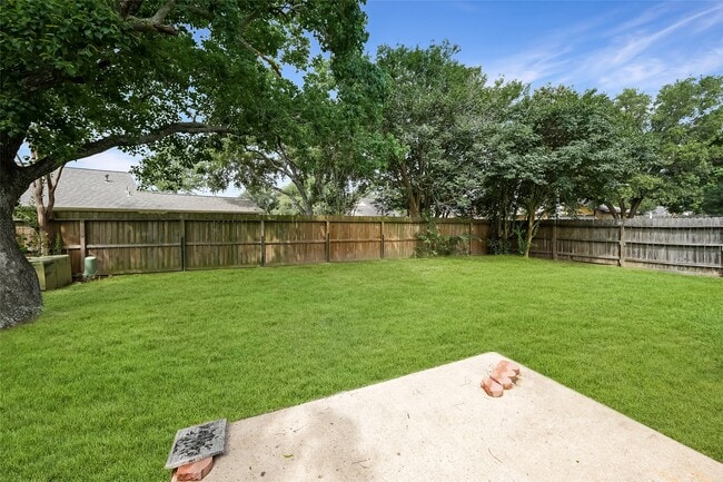 property at 3247 N Mason Rd