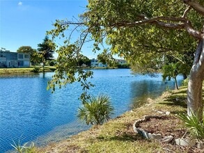 160 NE 203rd Terrace in Miami Gardens, FL - Building Photo - Building Photo