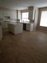 6061 Caddington Row in San Diego, CA - Building Photo - Building Photo