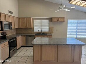 15243 N 61st Dr in Glendale, AZ - Building Photo - Building Photo