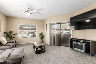 10030 W Indian School Rd in Phoenix, AZ - Building Photo - Building Photo