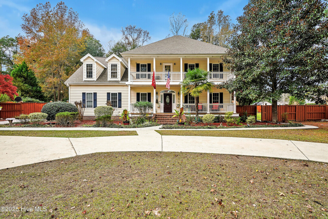 914 Old Swann Point Ave in Rocky Point, NC - Building Photo