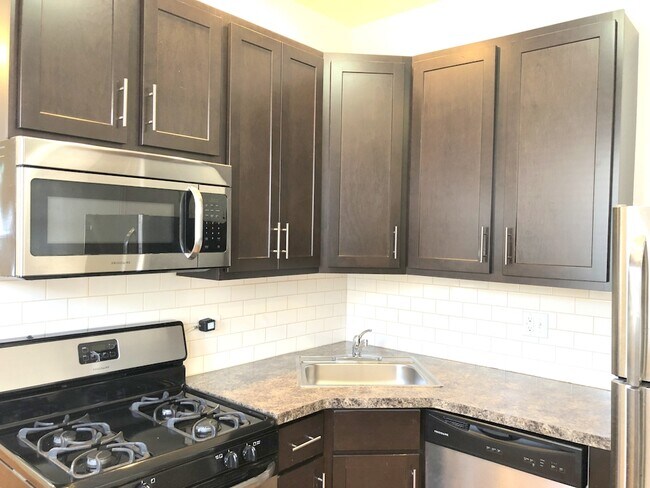 4450 N Sheridan Rd in Chicago, IL - Building Photo - Building Photo