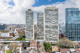 Society Hill Towers in Philadelphia, PA - Building Photo - Building Photo