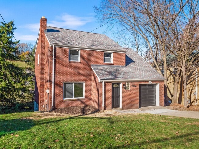 7731 Mt Carmel Rd in Verona, PA - Foto de edificio - Building Photo