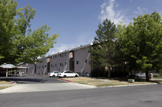 Cozy Apartments located in Salt Lake City! in Salt Lake City, UT - Building Photo - Building Photo