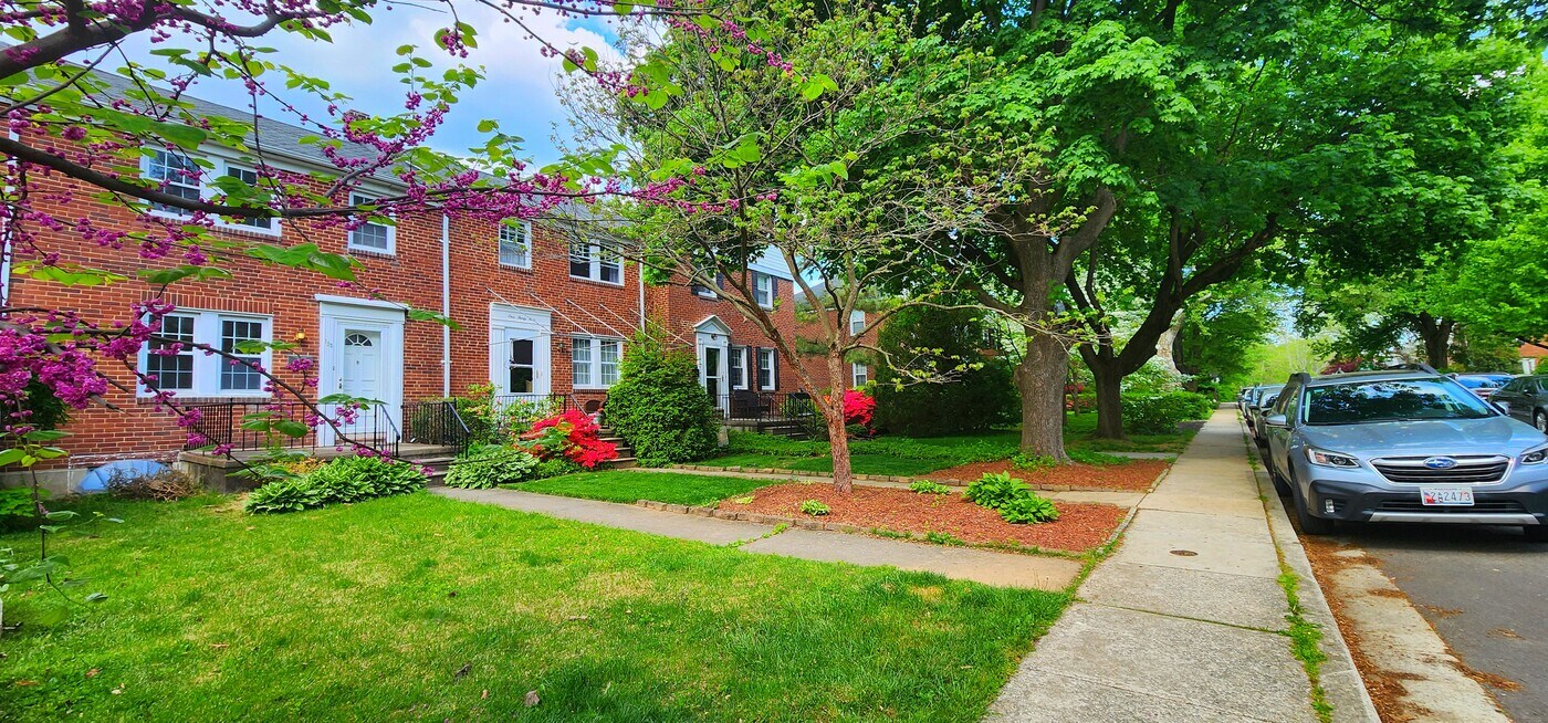 132 Murdock Rd in Baltimore, MD - Foto de edificio