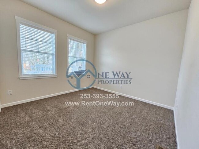 3719 22nd Ave NE in Olympia, WA - Building Photo - Building Photo