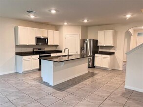 2556 Harmonia Hammock Rd in Harmony, FL - Building Photo - Building Photo