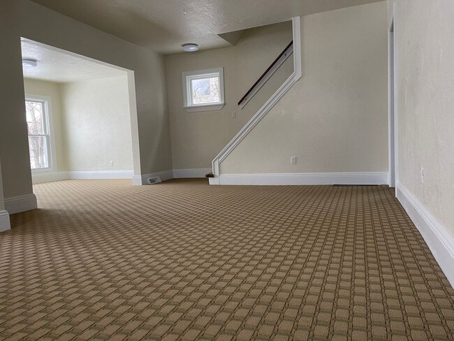 333 E 28th St in Erie, PA - Building Photo - Building Photo