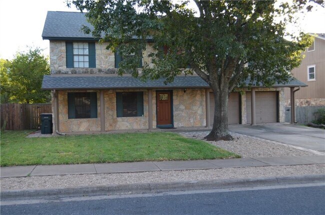 property at 13254 Kerrville Folkway