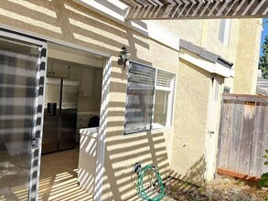 3525 Caminito Carmel Landing in San Diego, CA - Building Photo - Building Photo