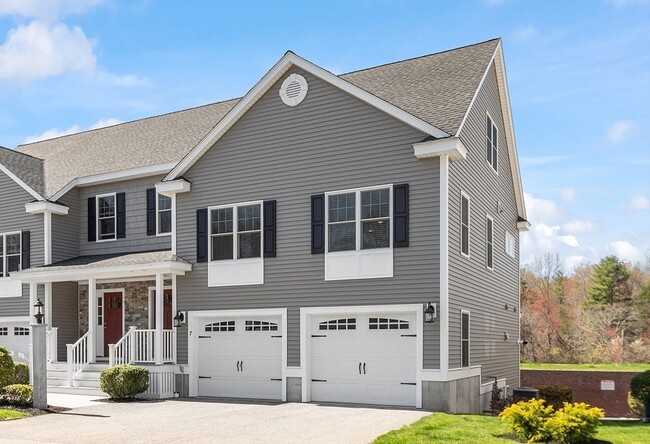 property at 7 Commodore Way
