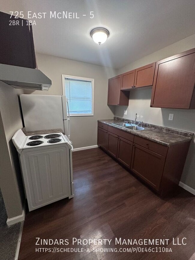 725 McNeil in Hoopeston, IL - Building Photo - Building Photo