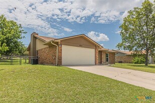 3006 Belmont Dr in Killeen, TX - Building Photo