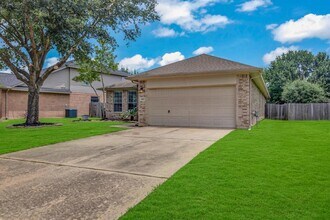 2002 Monarch Hollow Ln in Katy, TX - Building Photo - Building Photo