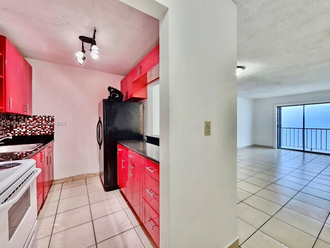 property at 424 SW 7th St