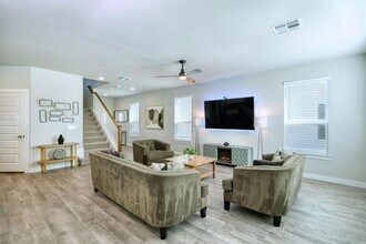 167 Appleberry Ln in Elgin, TX - Building Photo - Building Photo