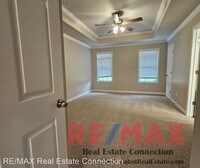 6033 Flight Ct photo'