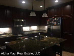 68 Awela Cir-Unit -#2702 in Wailuku, HI - Building Photo - Building Photo