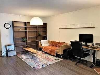 property at 10512 NE 32nd Pl