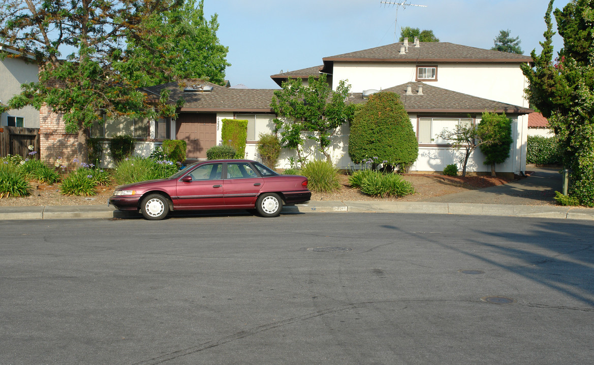 1227 Valerian in Sunnyvale, CA - Building Photo