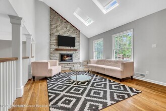 1 Barbara Ln in Ocean Township, NJ - Building Photo - Building Photo