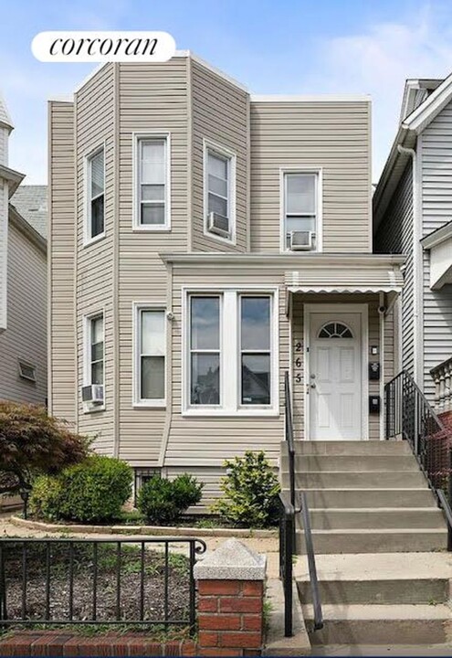 265 93rd St in Brooklyn, NY - Building Photo