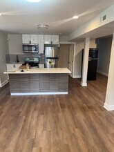 5910 S Michigan Ave in Chicago, IL - Building Photo - Building Photo