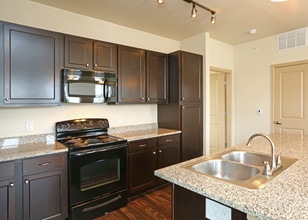 The Reserve at Village Creek in Burleson, TX - Building Photo - Interior Photo