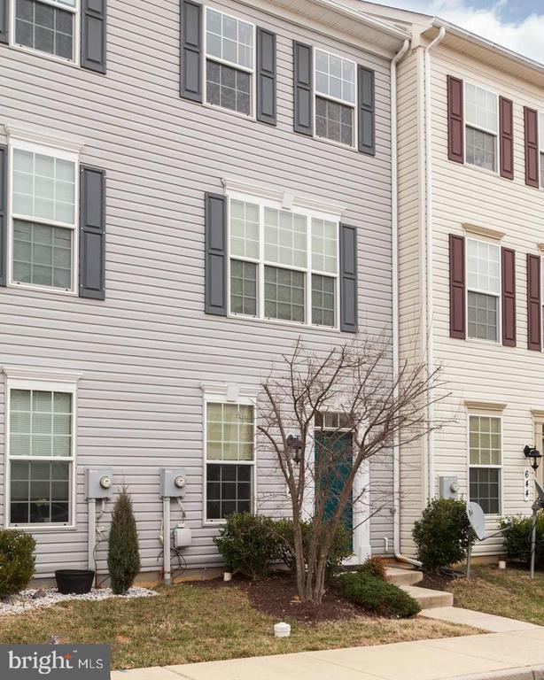 property at 642 Tivoli Rd