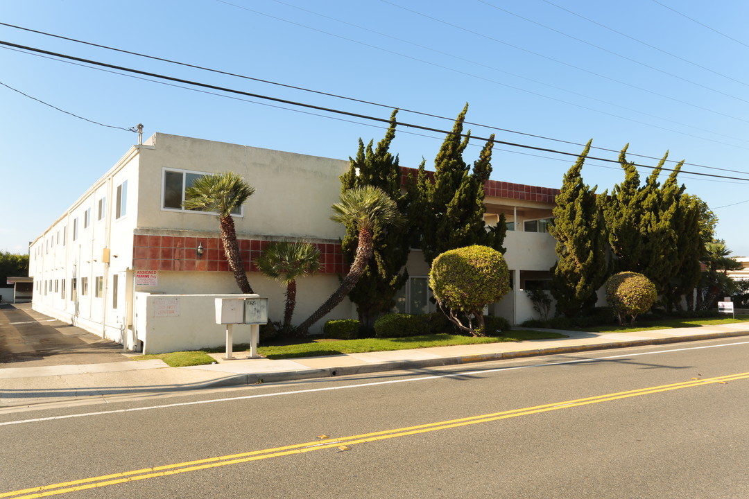 Cypress Pointe in San Clemente, CA - Building Photo