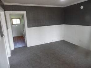 209 E Bay St in East Tawas, MI - Building Photo - Building Photo