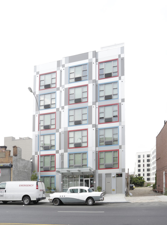 3361 3rd Ave in Bronx, NY - Building Photo