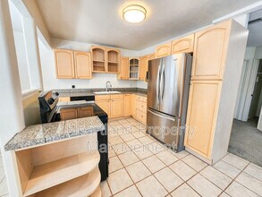 7302 Alicante Rd in Carlsbad, CA - Building Photo - Building Photo