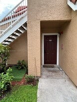 15581 SW 104th Terrace in Miami, FL - Building Photo