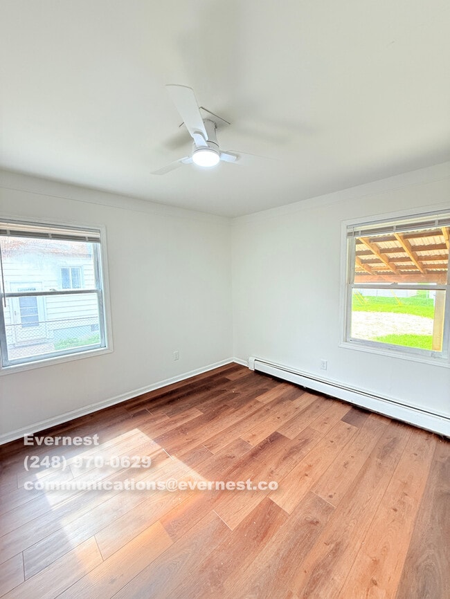 property at 1073 Champaign Rd