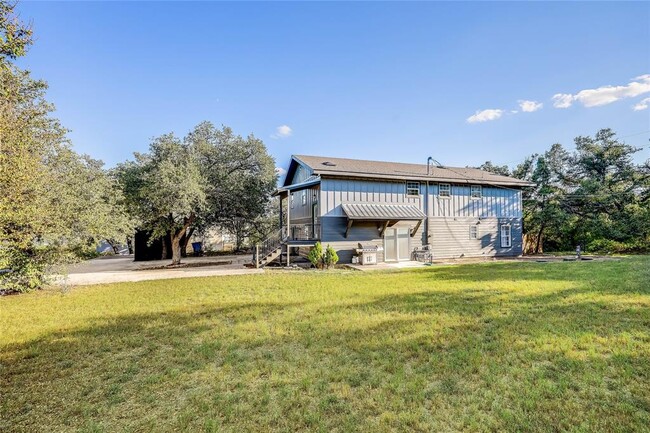 11217 Clearview Dr in Jonestown, TX - Building Photo - Building Photo