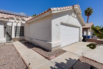 2204 Riderwood Ave in North Las Vegas, NV - Building Photo - Building Photo