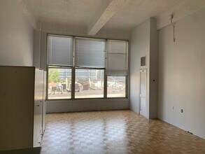 53 Brookline Ave, Unit 211 in Boston, MA - Building Photo - Building Photo